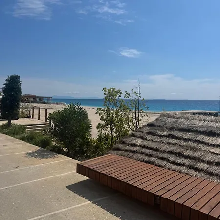 Azul Villa Palasë